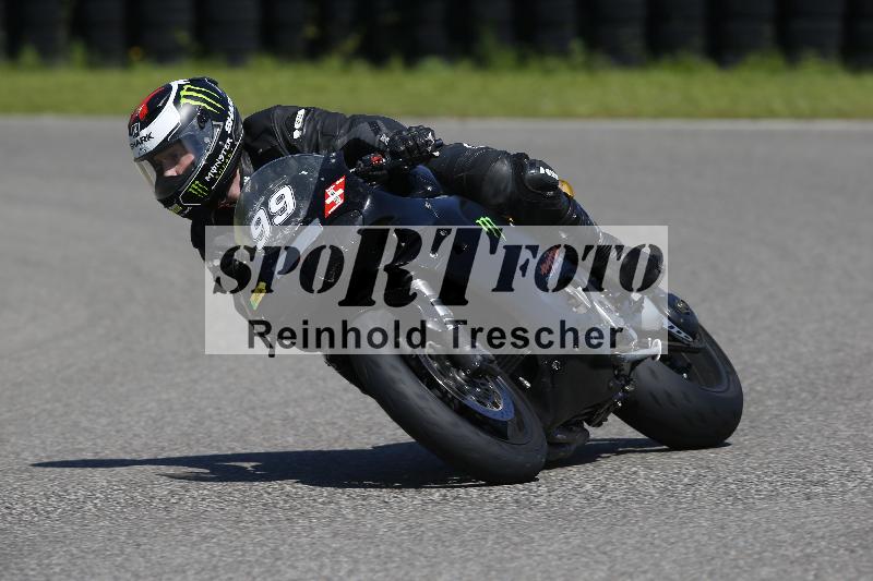 /Archiv-2024/29 12.06.2024 MOTO.CH Track Day ADR/Gruppe gelb/99